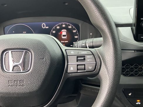 Used 2025 Honda Accord SE image 22