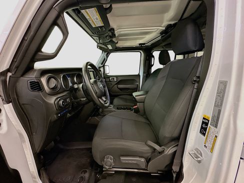 Used 2023 Jeep Wrangler Unlimited w/ Cold Weather Group AWD/4WD image 13
