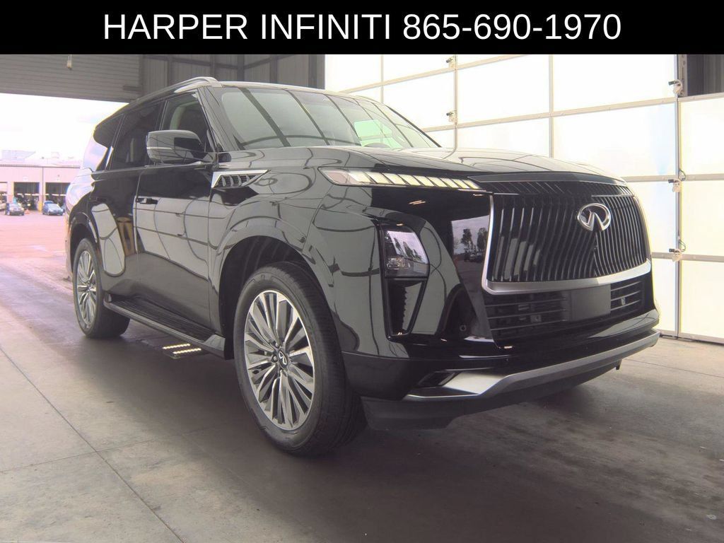 Used 2025 INFINITI QX80 Luxe AWD/4WD image 4