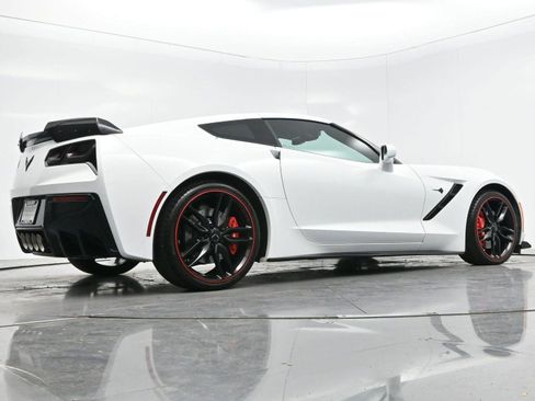 Used 2014 Chevrolet Corvette Stingray Coupe image 47