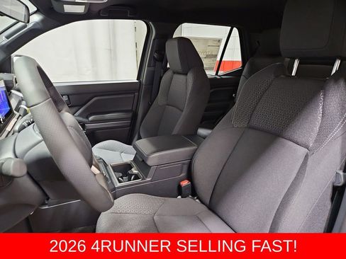 New 2026 Toyota 4Runner SR5 image 17