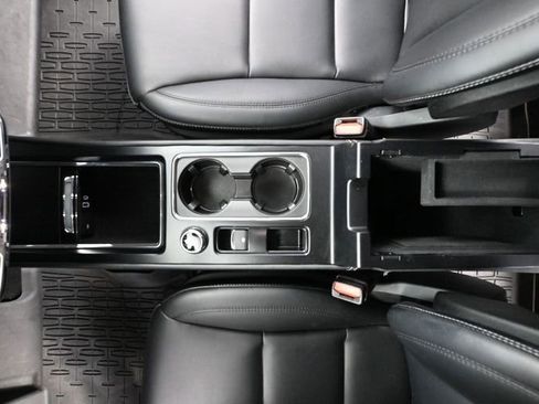 Used 2024 Lincoln Corsair AWD image 34