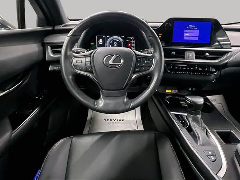 Used 2024 Lexus UX 250h FWD image 6