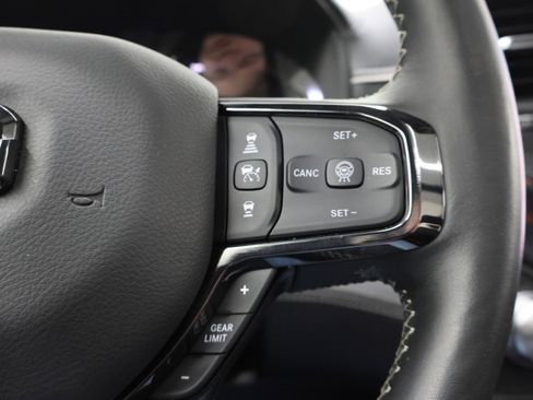 Used 2025 RAM 1500 Limited image 15