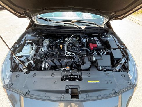 Used 2025 Nissan Altima 2.5 SV FWD image 27