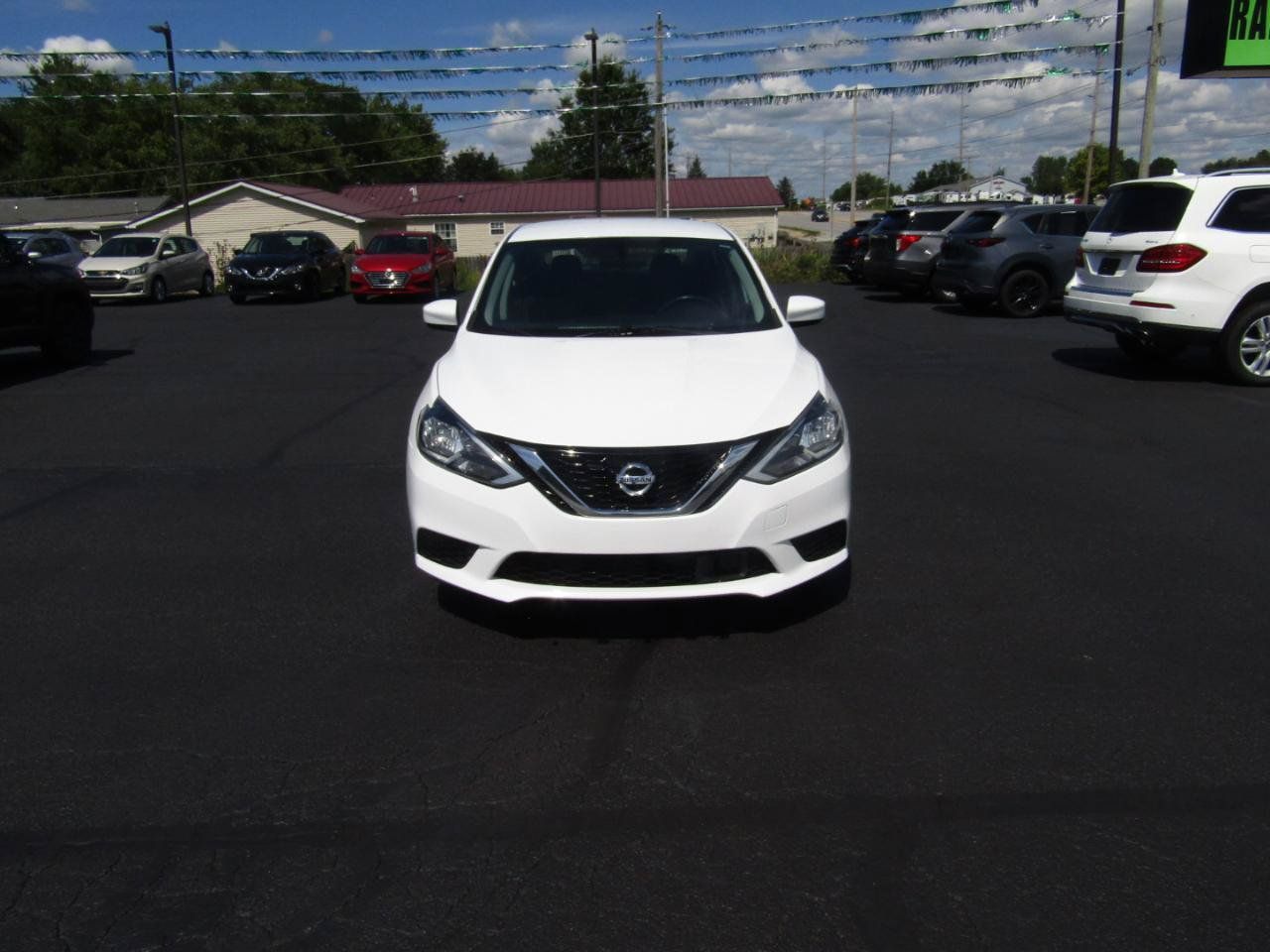 Used 2019 Nissan Sentra SV FWD image 2