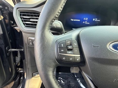 Used 2020 Ford Escape Titanium AWD/4WD image 19