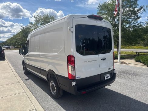 New 2025 Ford Transit 250 148 Medium Roof w/ Load Area Protection Package image 5