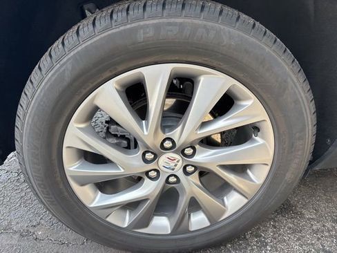 Used 2025 Buick Enclave Preferred AWD/4WD image 30