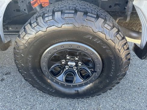 Used 2023 Ford F150 Raptor w/ Blue Interior Package image 18