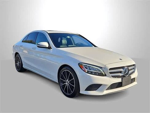 Used 2020 Mercedes-Benz C 300 Sedan image 2