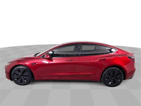 Used 2024 Tesla Model 3 Standard Range image 5