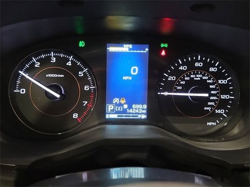 Used 2023 Subaru Crosstrek 2.0i Premium image 13