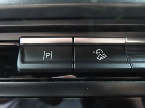 Used 2025 Ford F150 Lariat w/ Equipment Group 501A Mid image 64