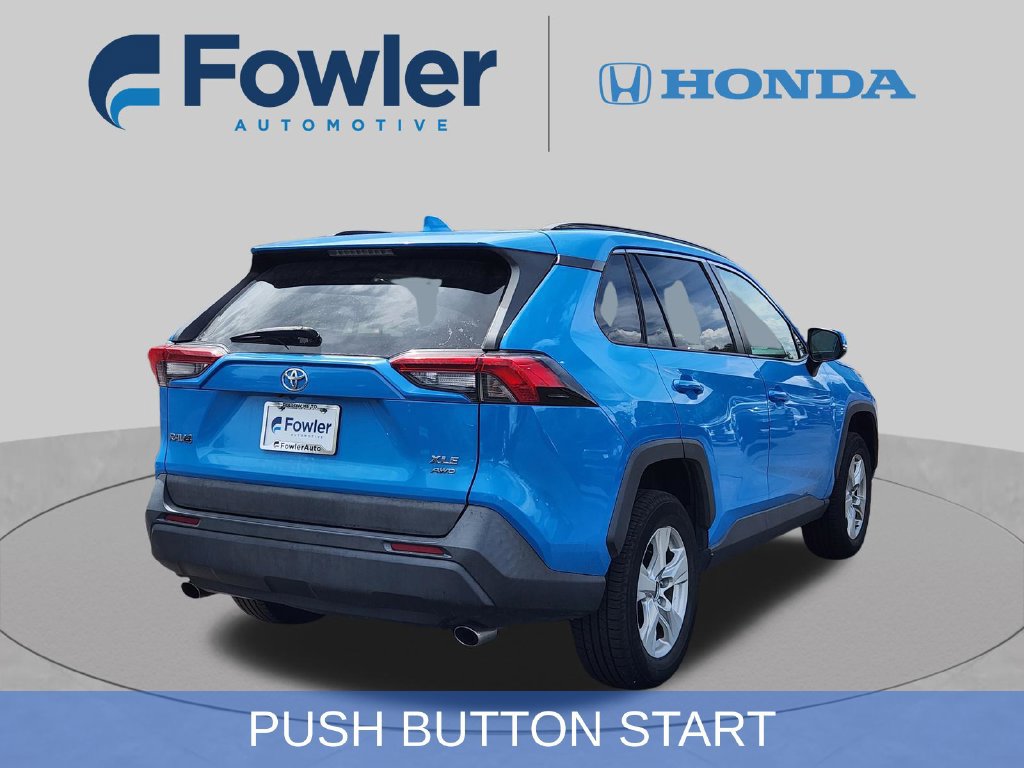 Used 2021 Toyota RAV4 XLE AWD/4WD image 6