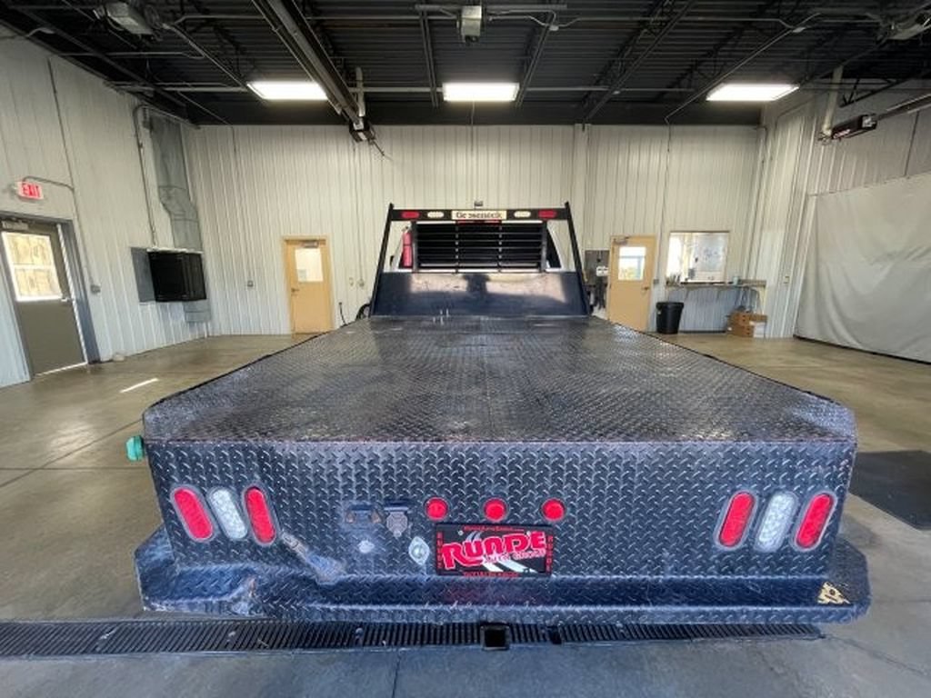 Used 2015 GMC Sierra 3500 SLE w/ SLE Preferred Package AWD/4WD image 4