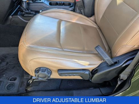 Used 2021 Jeep Wrangler Unlimited Sahara image 16