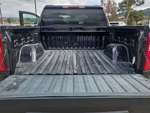 Used 2022 Chevrolet Silverado 1500 LT RWD image 26