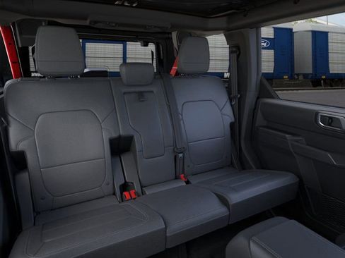 New 2025 Ford Bronco Badlands image 12