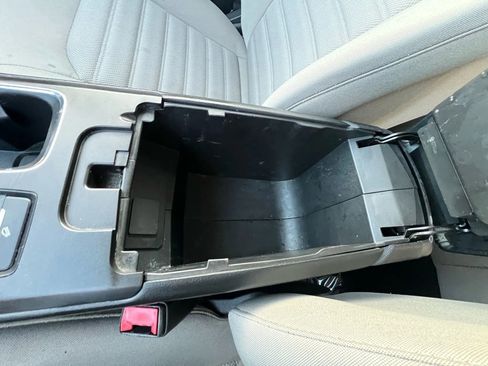 Used 2018 Ford Fusion S image 54