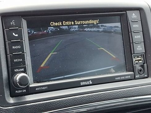 Used 2019 Dodge Grand Caravan SXT FWD image 13
