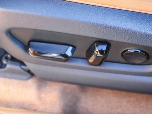 Used 2023 Lexus RZ 450e Premium image 21