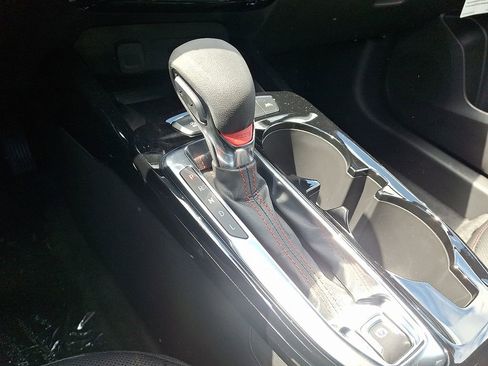 New 2026 Chevrolet Trax RS w/ Sunroof Package FWD image 7