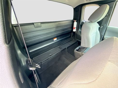 Used 2021 Toyota Tacoma SR image 27