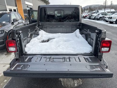 New 2026 Jeep Gladiator Sport image 26