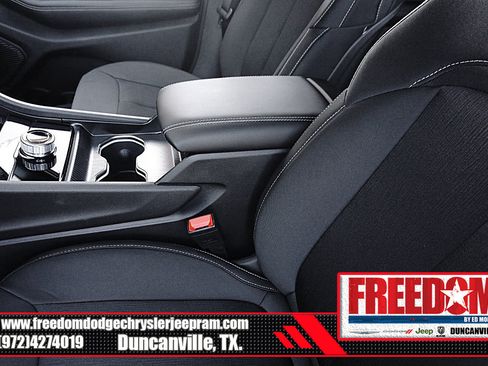 New 2025 Jeep Grand Cherokee Laredo X image 34