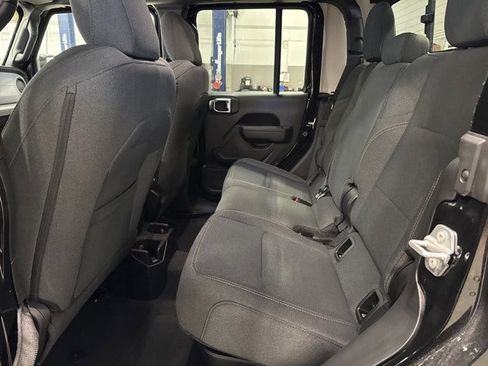 New 2025 Jeep Gladiator Sport image 23