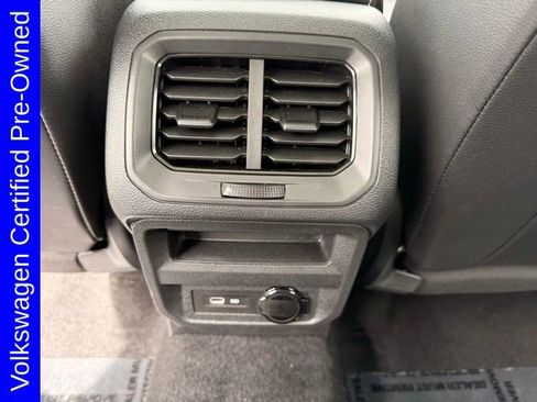 Used 2023 Volkswagen Tiguan SE w/ Panoramic Sunroof Package AWD/4WD image 19