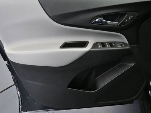 Used 2023 Chevrolet Equinox LS w/ LPO, Floor Liner Package FWD image 28