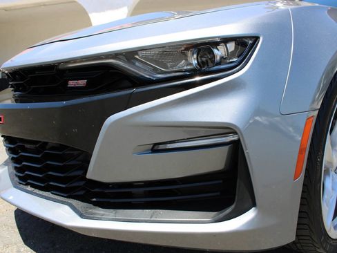 Used 2019 Chevrolet Camaro SS RWD image 4