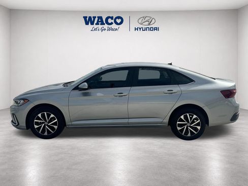Used 2025 Volkswagen Jetta S FWD image 4