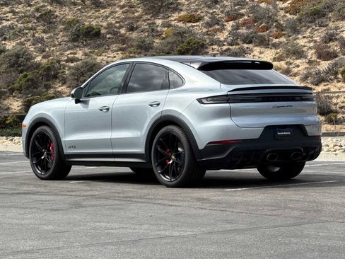 Certified 2026 Porsche Cayenne GTS image 3