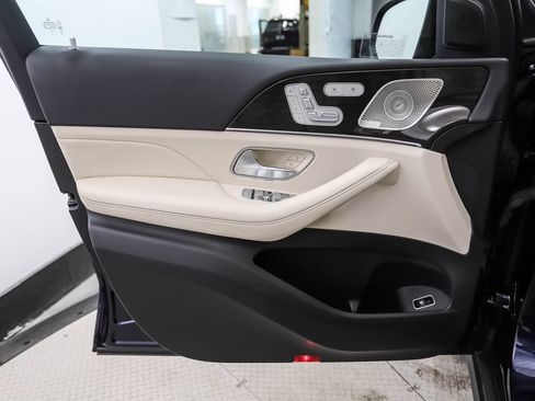 Used 2021 Mercedes-Benz GLE 450 4MATIC image 9
