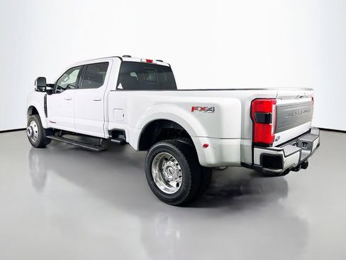 New 2026 Ford F450 Platinum w/ FX4 Off-Road Package image 11
