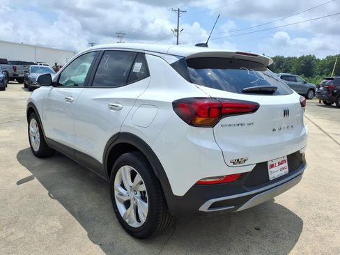 New 2026 Buick Encore GX Preferred w/ Comfort Package FWD image 5