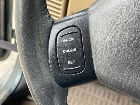 Used 2002 Jeep Wrangler Sahara image 12