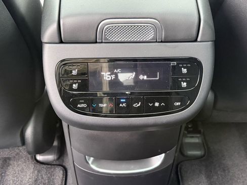 Certified 2026 Hyundai Ioniq 9 Calligraphy AWD/4WD image 18