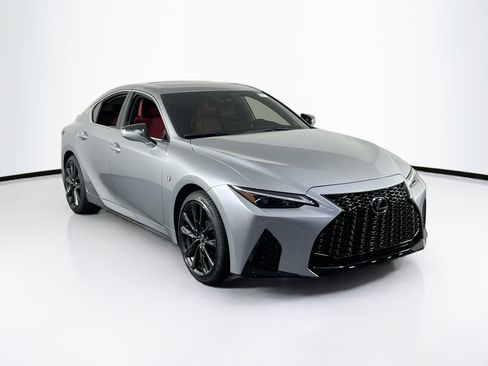 Used 2022 Lexus IS 350 F Sport image 3