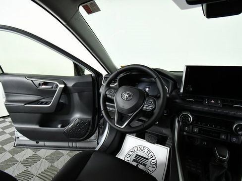 New 2025 Toyota RAV4 XLE Premium image 18