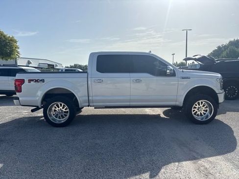 Used 2019 Ford F150 Platinum w/ Equipment Group 701A Luxury AWD/4WD image 4