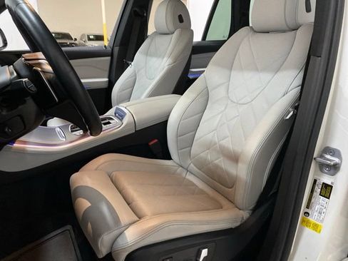Used 2023 BMW X5 sDrive40i w/ Premium Package RWD image 72
