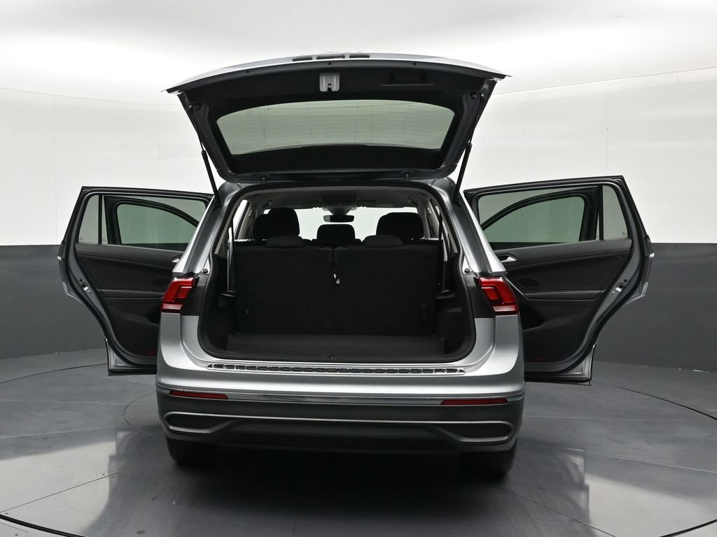 Used 2024 Volkswagen Tiguan S FWD image 33