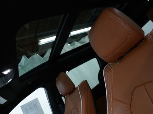 Certified 2026 Chrysler Pacifica Pinnacle image 33