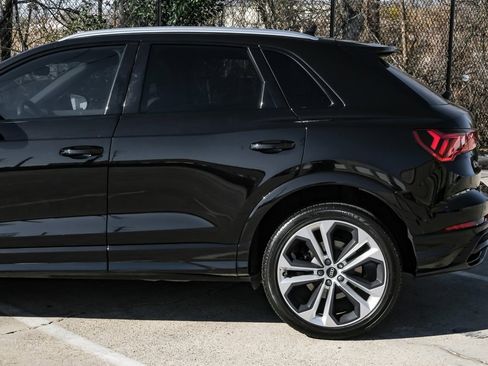 Used 2021 Audi Q3 2.0T Premium Plus w/ Premium Plus Package image 18