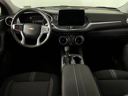 Used 2024 Chevrolet Blazer LT image 11