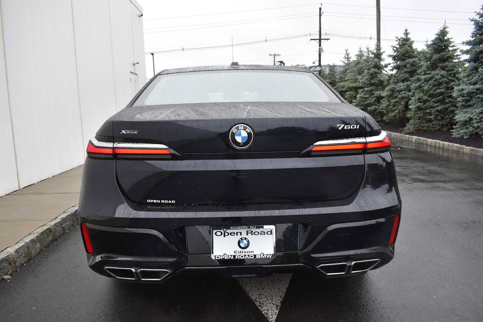Used 2024 BMW 760i xDrive AWD/4WD image 6